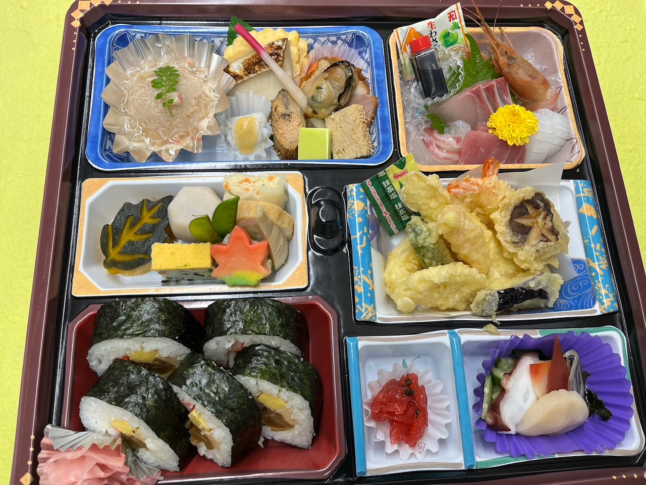 三田市の仕出し 幕の内弁当　ぼたｎ 3600円